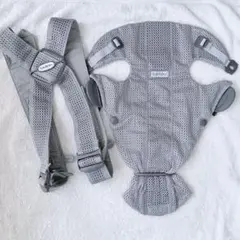 【美品】BABYBJORN Baby Carrier Mini Air グレーのサムネイル
