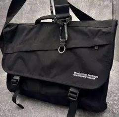 美品　マンハッタンポーテージ メッセンジャーバッグ　コーデュラ　 A4 PC可