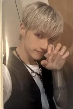 ATEEZ 映画 入場者特典 第1弾 日本限定 トレカ ウヨン