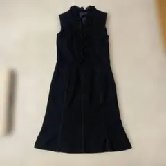 ペイトンプレイス　ブラックフリルノースリーブワンピース