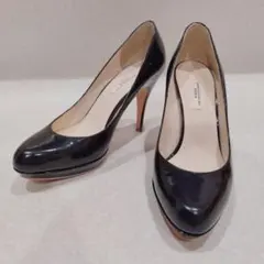 SEVEN TWELVE THIRTY ブラック エナメル パンプス23.5cm