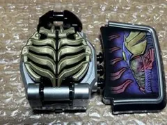 仮面ライダーファタル カードデッキ csm改造品 - メルカリ