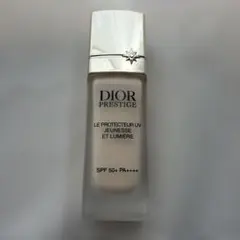 Dior プレステージ ホワイト ル プロテクターUV ルミエール シアグロウ