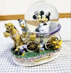 ディズニー 2002年記念 スノードーム　オルゴール付