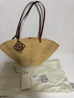 LOEWE シェルラフィアバッグのサムネイル