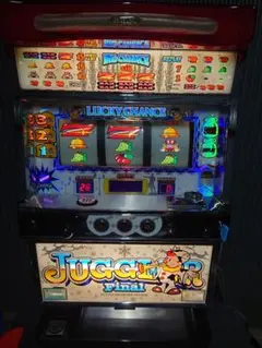 JUGGLER スロットマシン 鍵付き なし JUGGLER スロットマシン 鍵付き コインなし - メルカリ