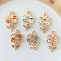 NO.1290 ハチ付き蜂の巣チャーム　6個　みつばち