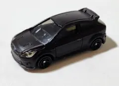 トミカ Ford Focus RS ブラックのサムネイル
