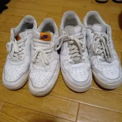 NIKE AIR FORCE 1 スニーカー　エアフォースワン　コートビジョンのサムネイル