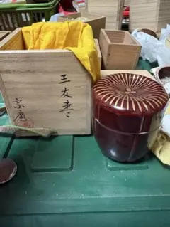 岡本漆専堂造 松溜塗棗 表千家十三代 即中斎書付　M1190 岡本漆専堂造 松溜塗棗 表千家十三代 即中斎書付 M1190 - メルカリ