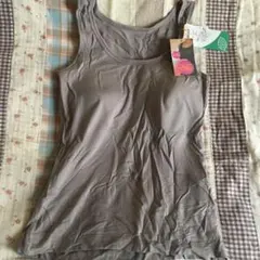 ブラトップ　アンダーゴムなし　カップ付きタンクトップ　しまむら　M