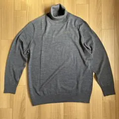 ユニクロ メリノウール ハイネック グレー