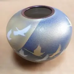九谷焼 陶器 花瓶 鶴模様 ブルー グラデーション 箱つきのサムネイル