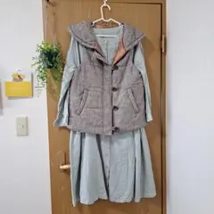 ウール混合ベスト