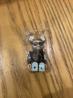 ベアブリック シリーズ51 mr.brainwash