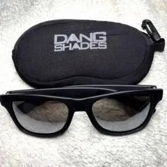 偏向サングラス　DANG SHADES ケース付きのサムネイル