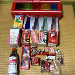 非売品】コカ・コーラ 缶バッジ コレクションセット24種類Coca-Cola