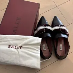 BALLY ポインテッドトゥフラットシューズ