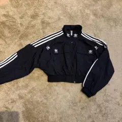 adidas トラックトップ