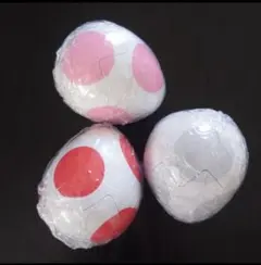 スーパーマリオ　めじるしアクセサリー　ヨッシー　コレクション　白　ピンク　赤