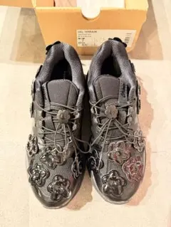 セシリーバンセン ASICSのサムネイル