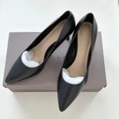 チャールズ＆キース パンプス 37 黒 ポインテッドトゥ ヒール7cm 美品