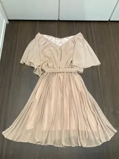 値下げ新品未使用❤️Freesia ワンピース (株)サンエーインターナショナルのサムネイル