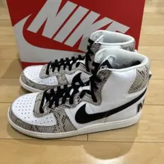 2026年最新】nike terminator 28の人気アイテム - メルカリ