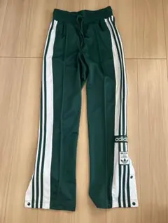 adidas トラックパンツ