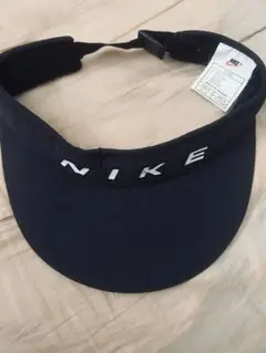 NIKE ナイキサンバイザー