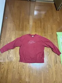 Nike 赤 トレーナー