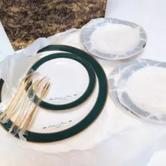 新品　美品　Adam & Eve モダン　デザイン 食器セット