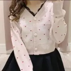 エブリン　ハート柄刺繍ピンククロップドカーディガンのサムネイル