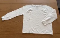 新品　UNIQLO ホワイト Vネックセーター M 春物　薄手ニット