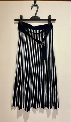 【anysis】プリーツスカート/ストライプ