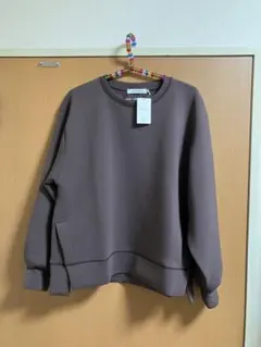 プルオーバー スウェット