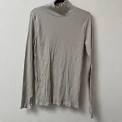 リブ編み風　グレー ハイネック 長袖シャツ