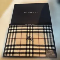 BURBERRY ウールひざ掛け ラムウール100% 75cm×150cm