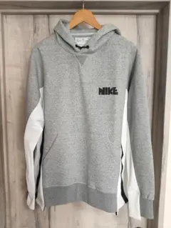 L 新品 訳有 NIKE×sacai サカイ スウェットパーカー パーカー