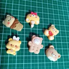 かわいいクマさんデコパーツ6個セット　じゃらじゃらキーホルダー　ガチャ詰め