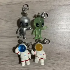 宇宙のなかま めじるしアクセサリー 4個セット
