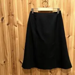 【ナチュラルビューティーベーシック】スカート　膝丈　裏地付き　小さいサイズ　黒色