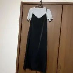 キャミソールワンピース　ユニクロ　ブラック　Sサイズ