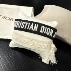 【お値下げしました】Dior ロゴ刺繍 ミサンガブレスレット