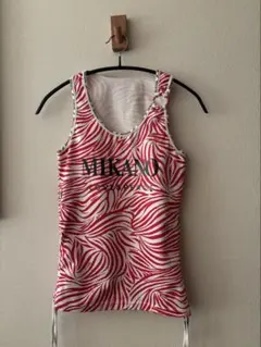 ホワイト タンクトップ