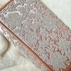 anan’s♡未使用　クラッチバッグ　ビーズ刺繍　サテン　パーティバッグ　ピンク