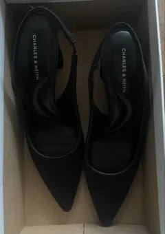 CHARLES & KEITH ブラック スリングバックパンプス