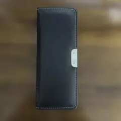 黒の合成皮革筆箱
