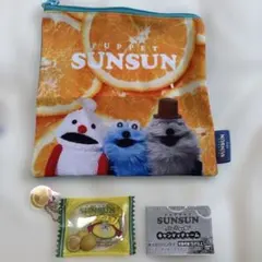 ガチャガチャ　スンスンポーチとシャカシャカキャンディチャーム