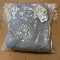 ユニクロコラボ　ANYA HINDMARCH グレー セーター M